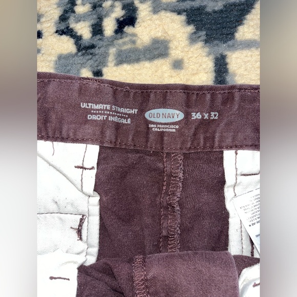 Men’s Khaki Chino Pants in Maroon Burgundy - Picture 3 of 4